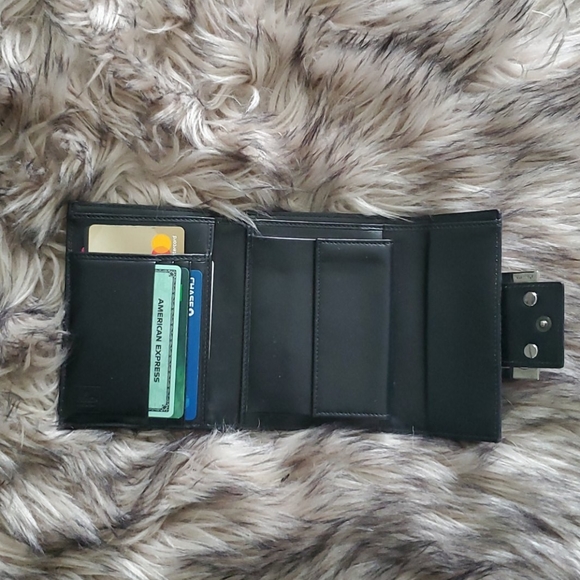 Wallet - Picture 2 of 8